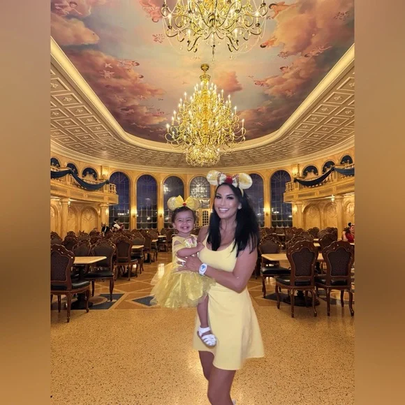 🌸CONNIE IS LIVE!!!! Join me!🎉🎉🎉💝💝💝❄️❄️❄️❄️👑👑👑💝💝💝🍦🍭🍭🍭🍭🍭🍭 - Picture 2 of 8